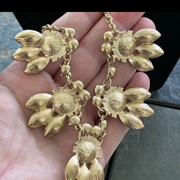 Aqua Turquoise Peach Orange Coral Clear Gold Tone Statement Necklace - Picture 4 of 5